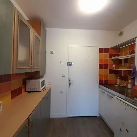 Au Calme A 400 M De La Plage. ポミシェ